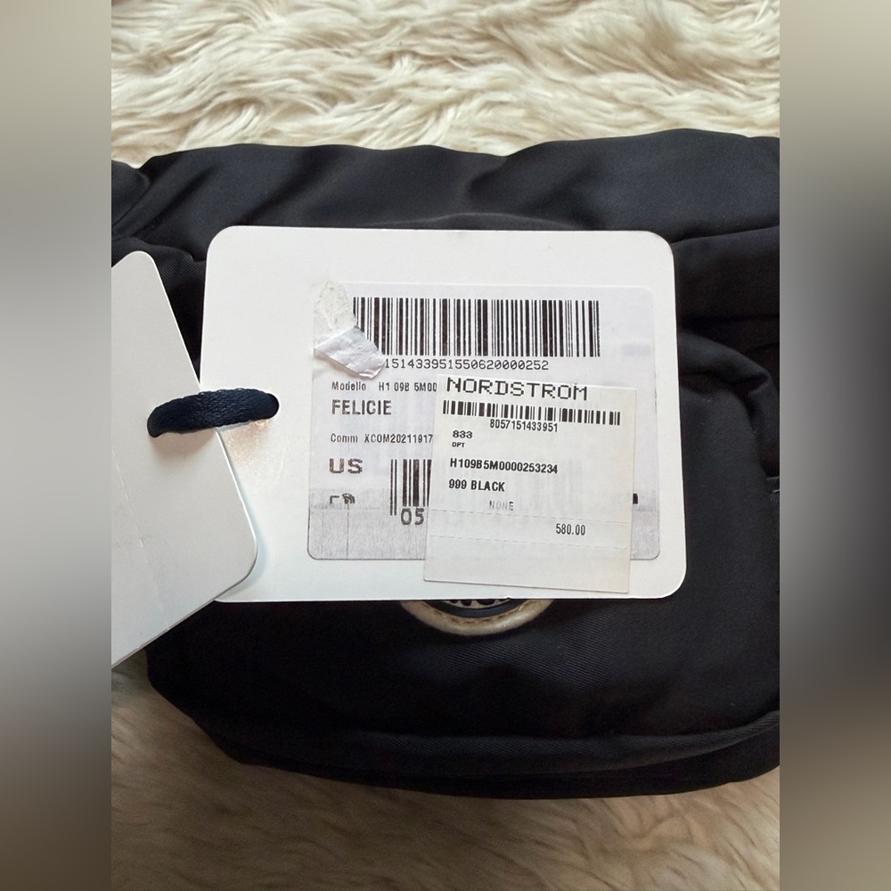 NWT Moncler Black Felicie Belt Bag in Black - Picture 4 of 5